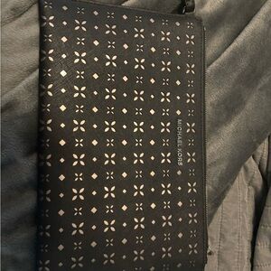 Black XL jet set clutch wristlet